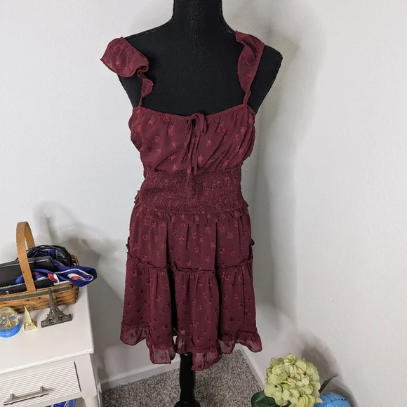 💘 Storia Lucky Star Ruffle Dress - Picture 5 of 9